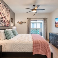 🛏️ Walkable Area| King Bd | Next To Westin Golf | Hot Tub