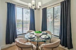 ⛳ Executive Golf Groups Side by Side Suites|Clubhouse - Image 2