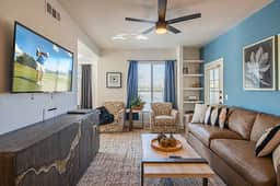 ⛳ Executive Golf Groups Side by Side Suites|Clubhouse - Image 3