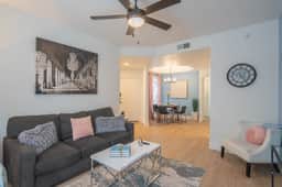 🛏️ Remodeled Walkable King bd Adjacent Kierland Golf