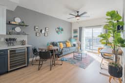 Close to Golf Courses | Pool, Hot Tub & Parking - Image 4