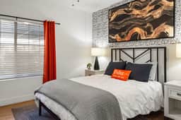 🏎️ Luxury Suite | Close to TPC | Near Barrett-Jackson ⭐