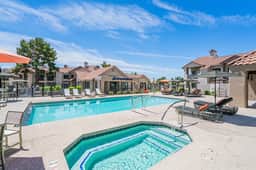 🌿 Serene TPC Gem | Dining & Shopping Nearby+Walkable - Image 2
