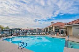 🏌️♂️ Luxury Golf Suite | Walk Accross to TPC Scottsdale - Image 4