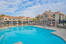 💻 Quiet Executive Oasis | Across TPC | Fast Wi-Fi - Image 3