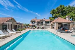 🌿 Serene TPC Gem | Dining & Shopping Nearby+Walkable - Image 3