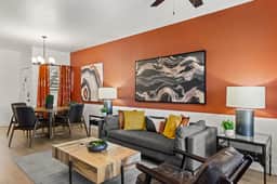 💻 Quiet Executive Oasis | Next to TPC | Fast WFi