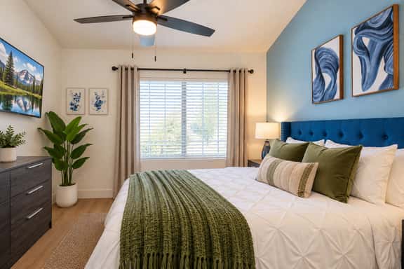 💥Family Retreat | Pool, Hot Tub, Tennis & King bed - Image 1
