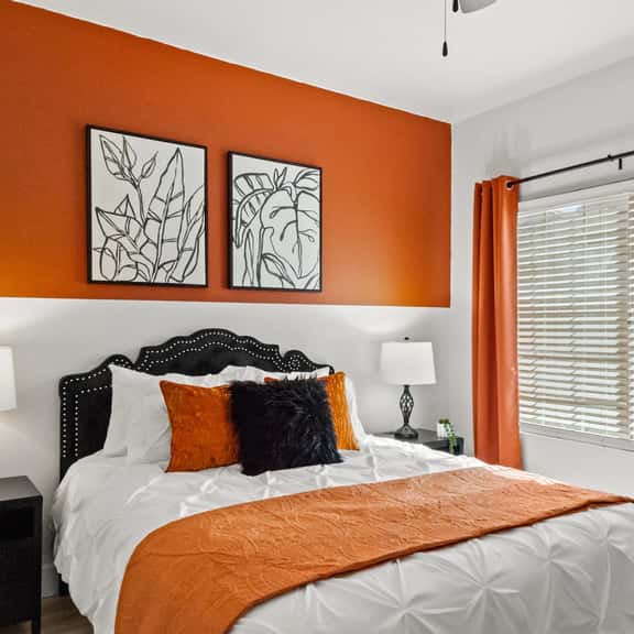 🛍️ 2Min to Kierland | Heated pool | Hot Tub | Dining | Shopping - Image 1