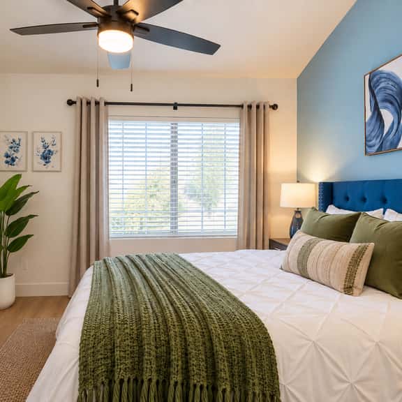 💥Family Retreat | Pool, Hot Tub, Tennis & King bed - Image 1