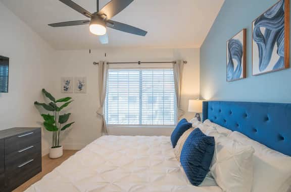 👨‍👩‍👧 Family Retreat | Pool, Hot Tub, Tennis & King bed ⭐