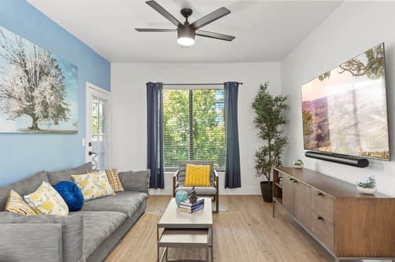 🌅Near Westin | Top Floor | Work-Ready w/ Hot Tub & Parking - Image 4