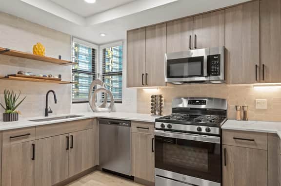 🍷 Foodie Hideaway | Remodeled 1BR Suite Near Westin