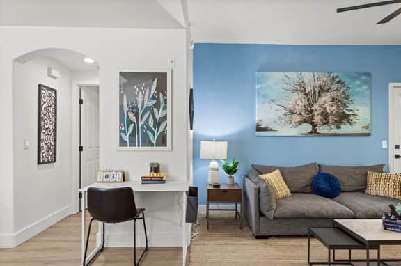 🍷 Foodie Hideaway | Remodeled 1BR Suite Near Westin