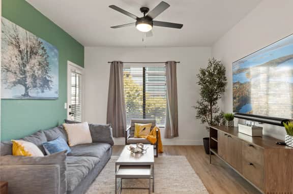 Sunny Getaway | Pool, Kitchen, Parking & Golf