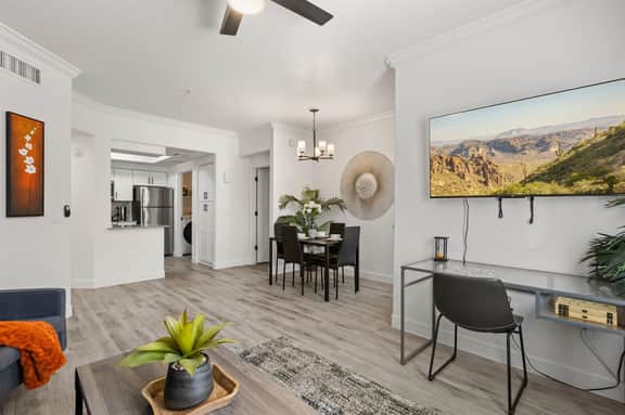ASU Oasis | 2 King Beds & Gym Access