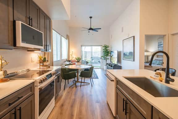 Golf & Sun Stay | Rooftop Deck, Heated Pool Nearby