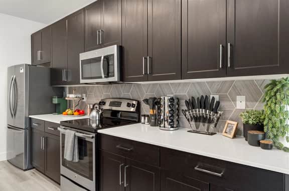 Relax & Play: Heated Pool, Outdoor Games, Close to Golf