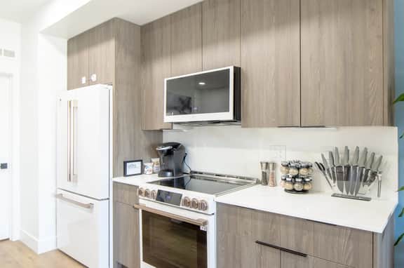 Rooftop Sunsets·King Bed-Heated Pool-Near Golf