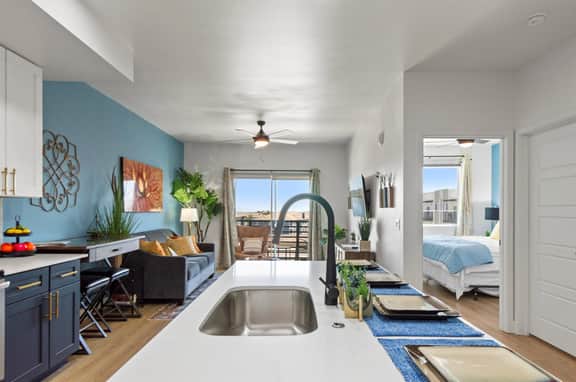 Kierland Area | King Suite with Pool & Hot Tub