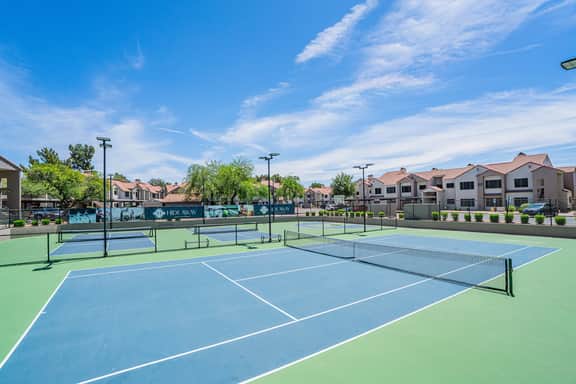 🛍️ Spring Training Oasis | King Bed Near Kierland