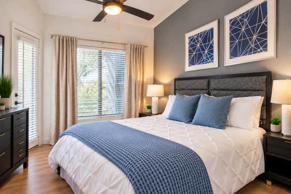 🏆 Golfers Oasis | Kierland| 2BR By TPC | Heated Pool - Image 5