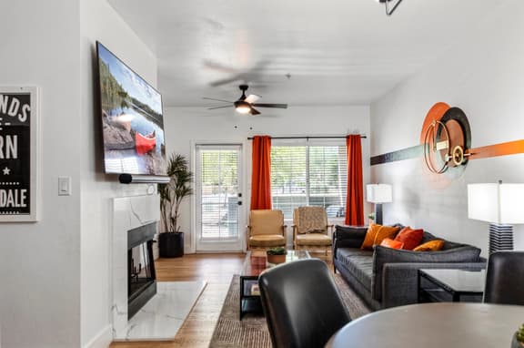 🏎️ Luxury Suite | Close to TPC | Near Barrett-Jackson ⭐
