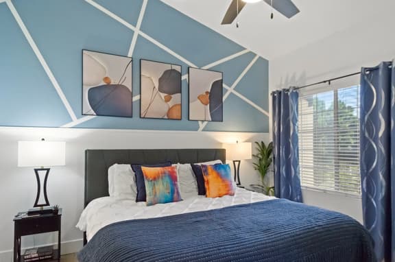 🍷 Golfers 2BR | 2 Min to Dine & Shop | Fully Stocked - Image 1