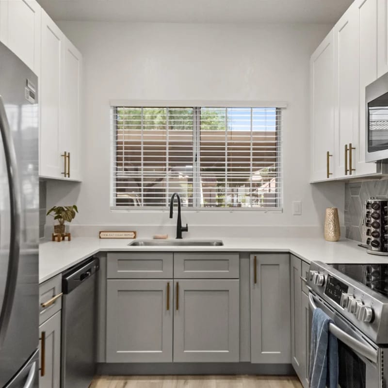 🛍️ Spring Training Oasis | King Bed Near Kierland